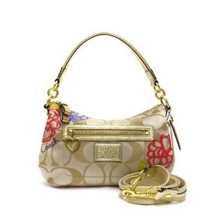 Coach Daisy poppy appliqué signature